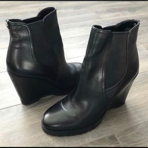 Michael Kors Leather Boots Size 5,